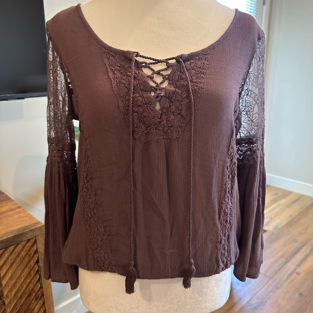 American Eagle Outfitters Purple Tie Front Lace Sleeve Blouse